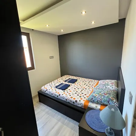 C19 Jules Verne Apartament *