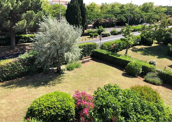 C19 Jules Verne * Agde